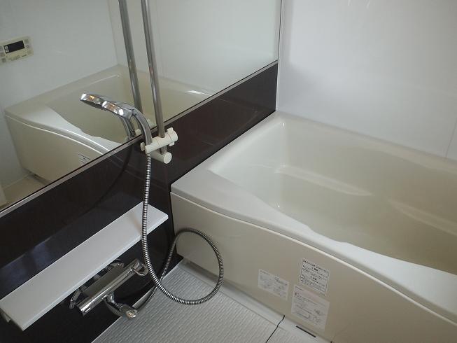 バス・シャワールーム　日々の暮らしに欠かせないお風呂です