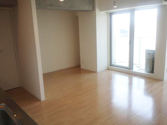 その他部屋・スペース　広くて明るい寝室