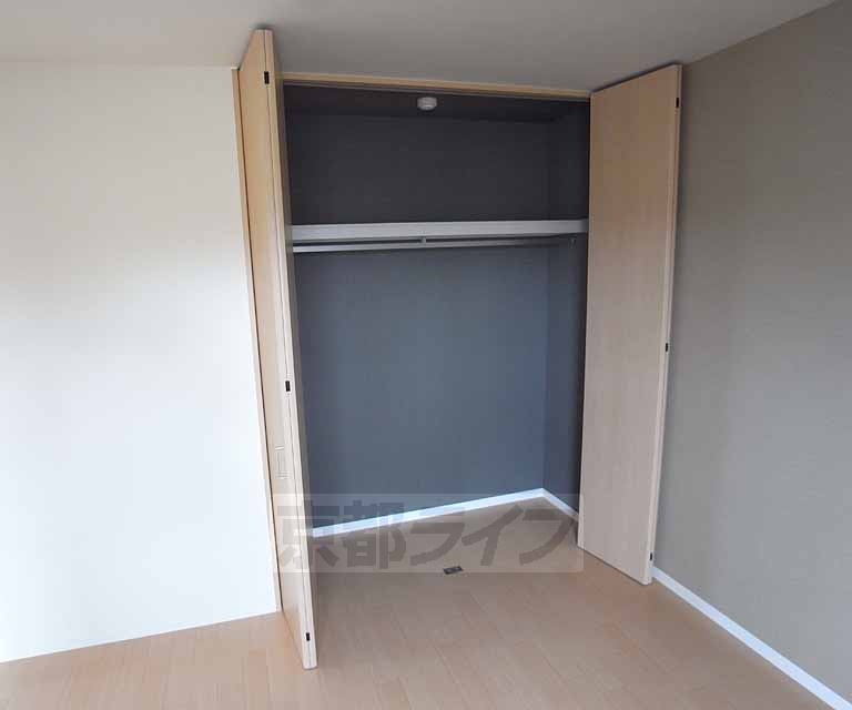 収納　奥行きある収納