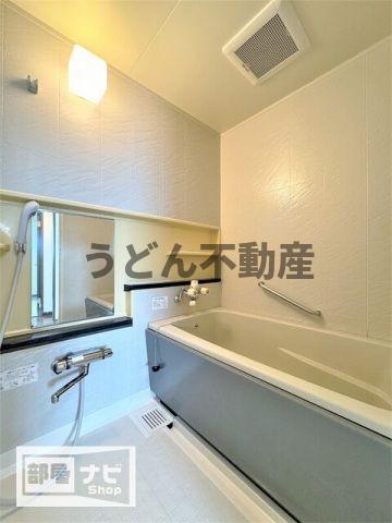 バス・シャワールーム　うどん県のお部屋探しはうどん不動産へ うどんちゃんとLINE