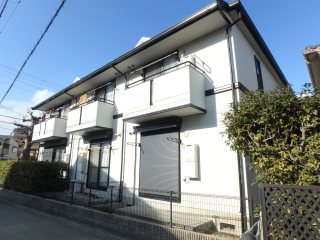 建物外観　落ち着いた雰囲気の外観です