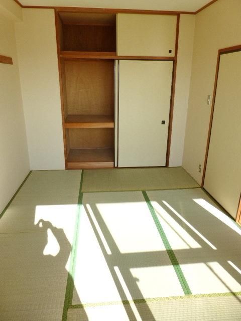 その他部屋・スペース　和室と収納です。