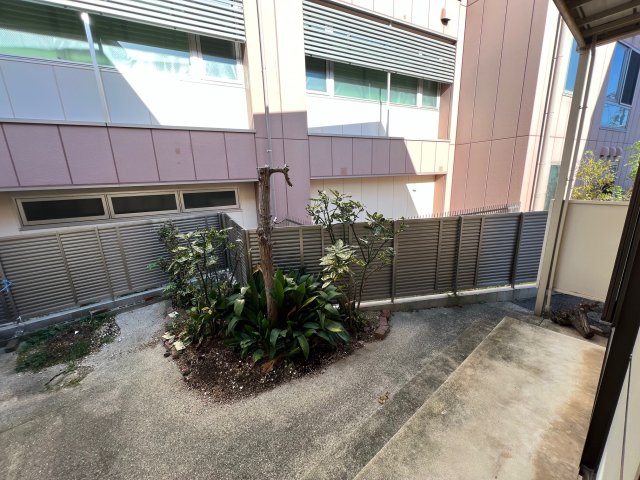 庭　たまにはお庭で休日を過ごしてみるのもよいかもしれません
