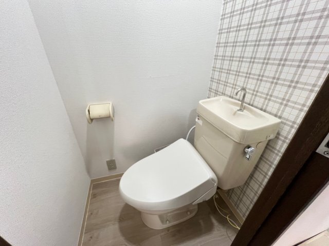 トイレ　落ち着いたトイレです