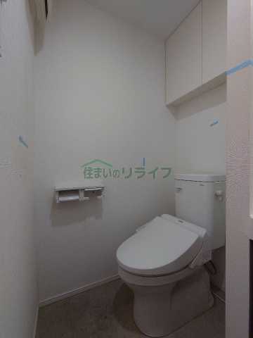 トイレ　別部屋の参考写真で御座います。