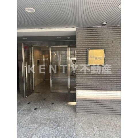 エントランス　毎日通るエントランスはこのようになっています