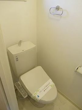 トイレ　トイレもきれいです