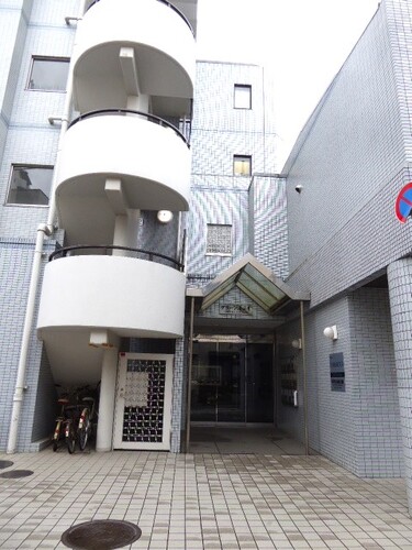 建物外観　外観２　※2021年7月撮影