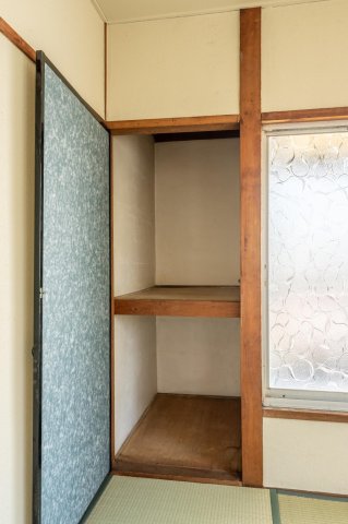収納　2階西側の収納になります！