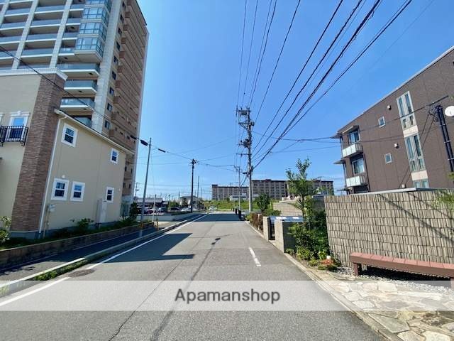 その他　前面道路（その他）まで0m