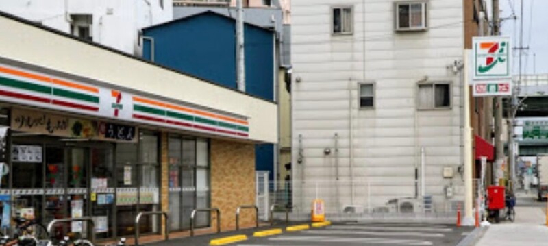 コンビニ　セブンイレブン大阪九条南3丁目店（コンビニ）まで77m