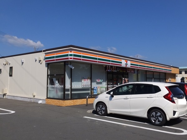 コンビニ　セブンイレブン 牧之原波津東店（コンビニ）まで299m