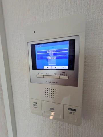 セキュリティ　モニター付きインターホン完備