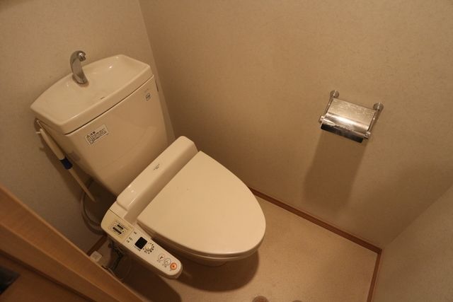 トイレ　スペーシア三軒茶屋弐番館