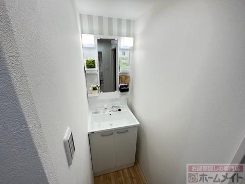 洗面設備　洗髪洗面化粧台