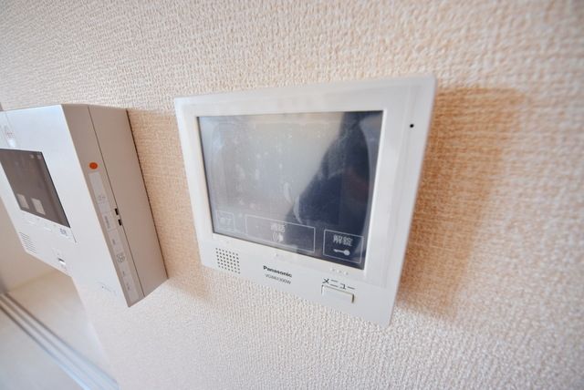 セキュリティ　★★急な来訪者でも対応できるTVモニターホン実装★★