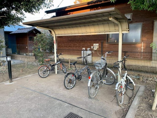その他　駐輪場完備。