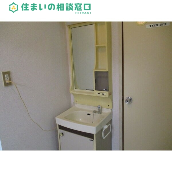洗面設備　同型