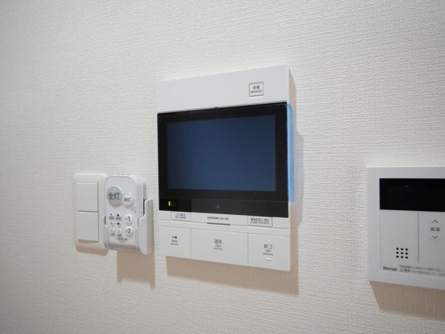 セキュリティ　モニター付きインターホンです