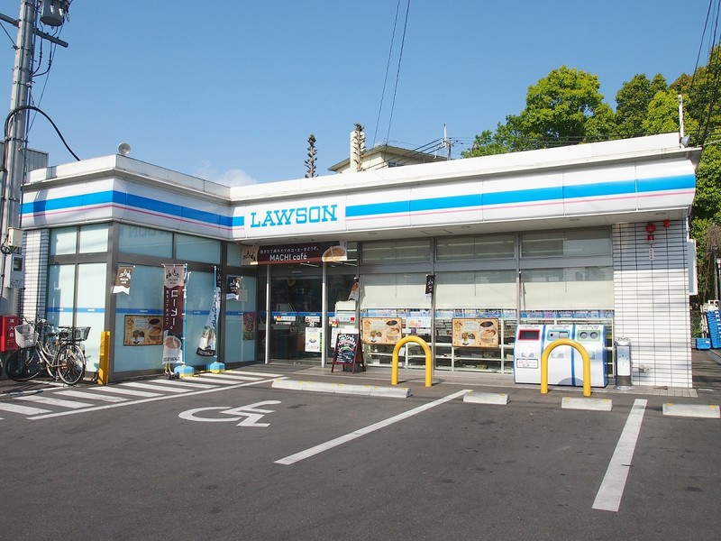 コンビニ　ローソン大安寺店（コンビニ）まで332m