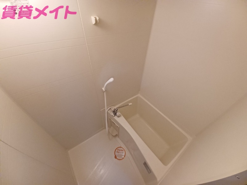 バス・シャワールーム　別部屋反転写真です