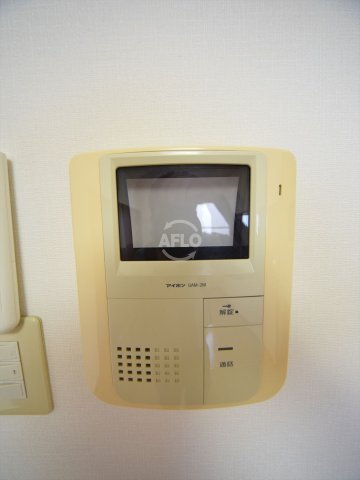 セキュリティ　ルミエールヨーシン　TVモニター付きインターホン