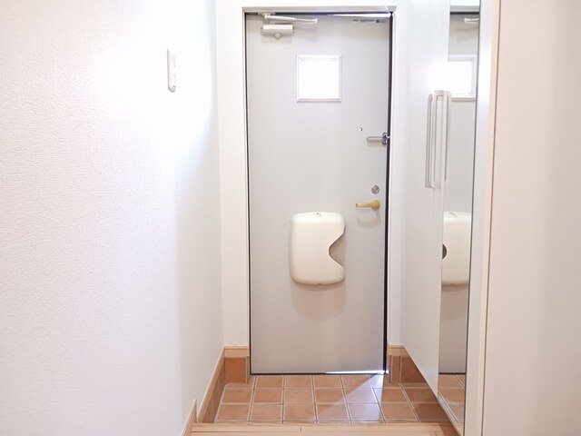 玄関　シンプルで使いやすい玄関です
