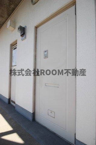 玄関　落ち着いた玄関です