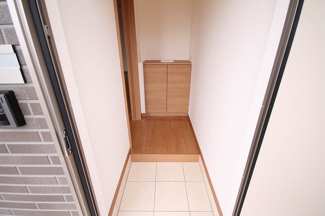 玄関　ゆったりとした玄関です