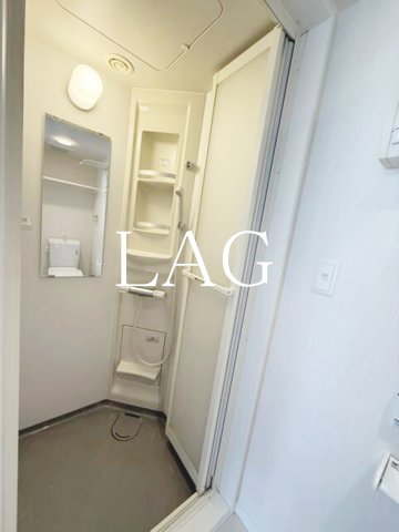 バス・シャワールーム　シャワールームになります。