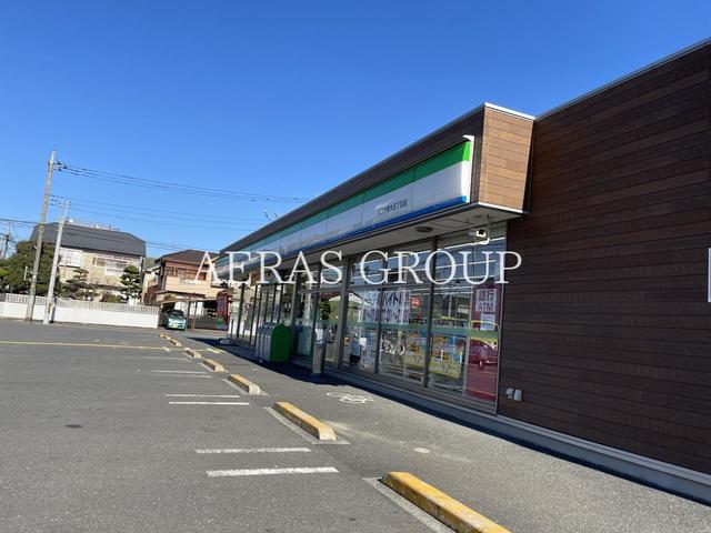 コンビニ　ファミリーマート 川口中青木五丁目店（コンビニ）まで385m