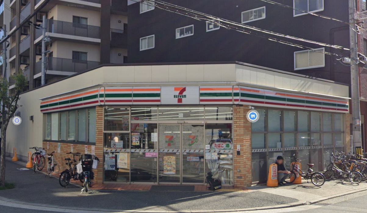 コンビニ　セブンイレブン大阪南堀江4丁目西店（コンビニ）まで185m