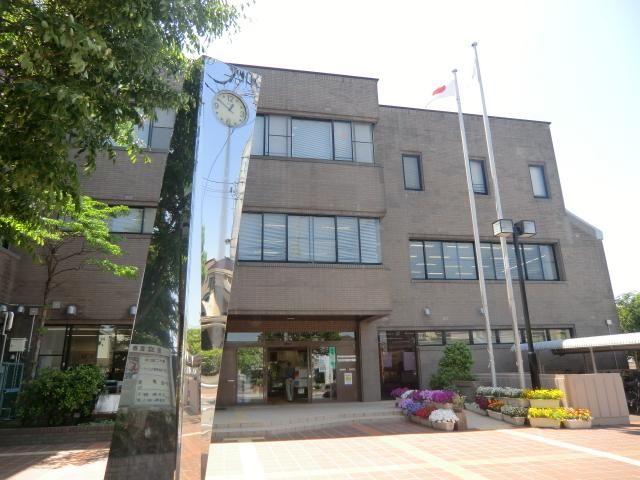 図書館　舎人図書館（図書館）まで210m