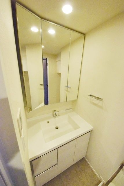 洗面設備　901号室写真