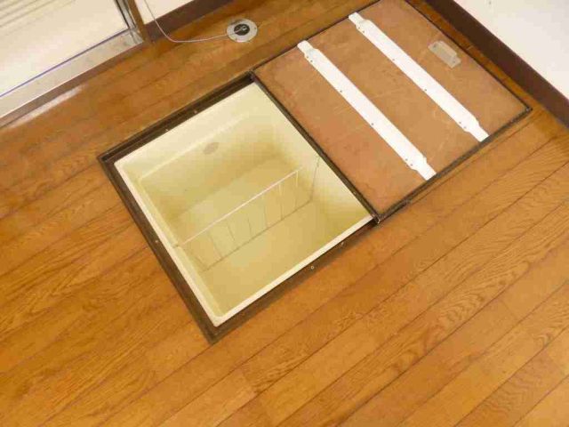 その他設備　床下収納