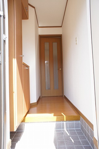 玄関　図面と現状に相違がある場合には現状を優先