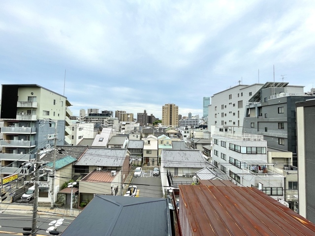 眺望　バルコニーからの眺め（２０２３年６月撮影）