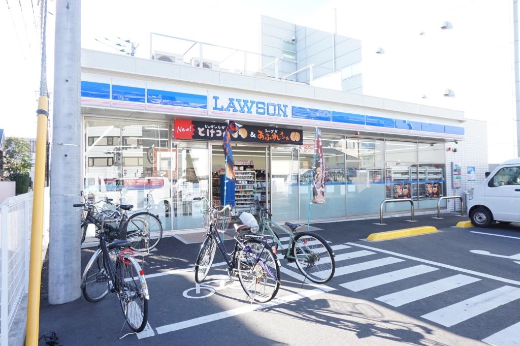 コンビニ　ローソン　さいたま上落合８丁目店（コンビニ）まで165m