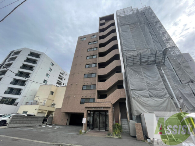 建物外観　札幌市中央区北１１条西「フォレスト円山」