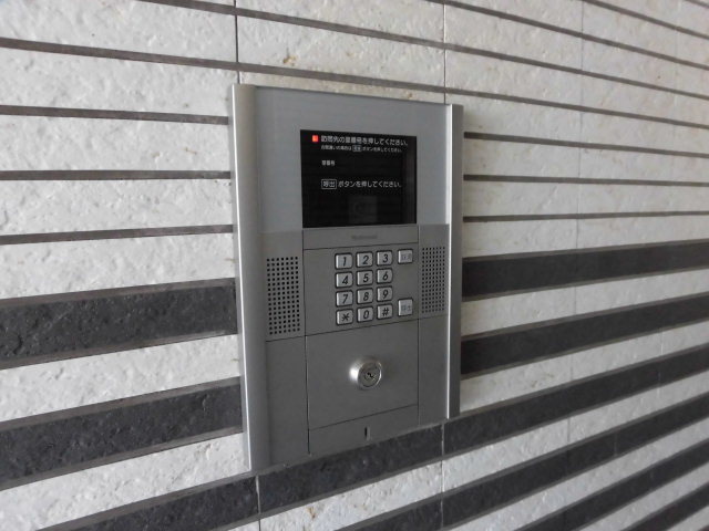 セキュリティ　オートロック付きなので安心です