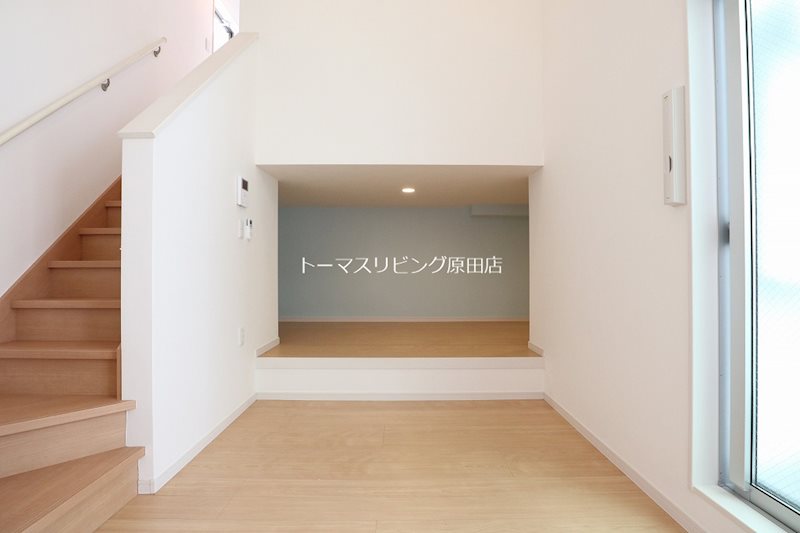 居室・リビング　205号室写真