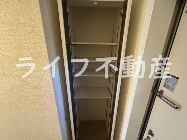 収納　たっぷりとした収納スペースです