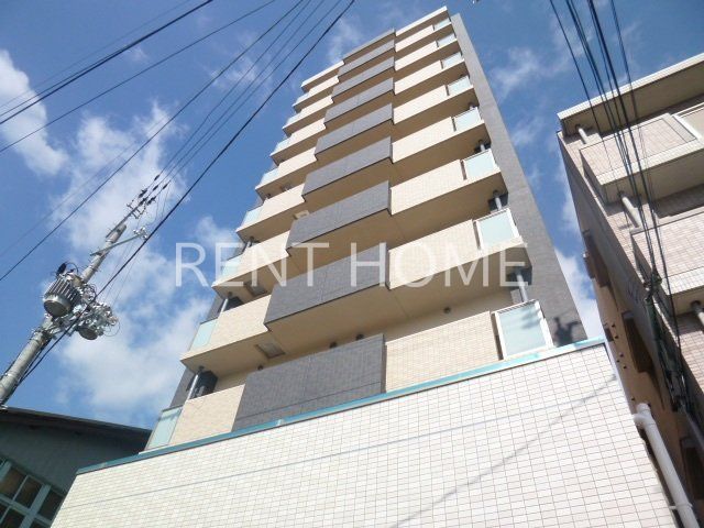 建物外観　鉄筋コンクリート造10階建てマンション