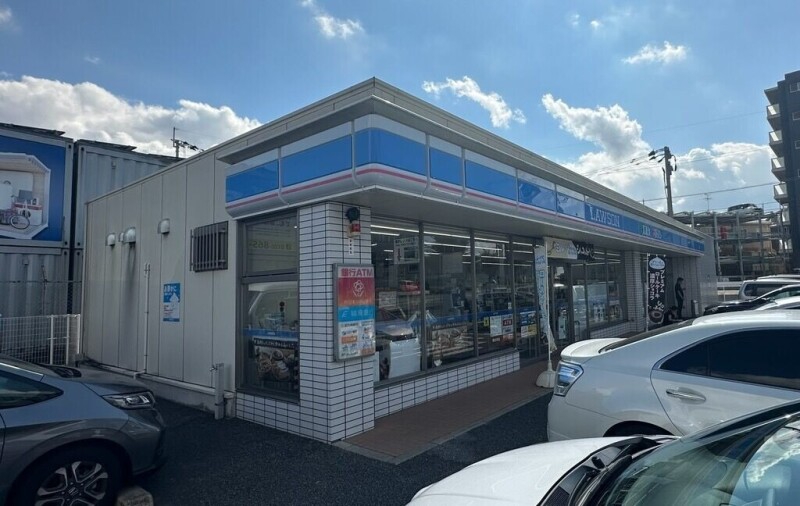 コンビニ　ローソン空港北ユニバ通り店（コンビニ）まで650m