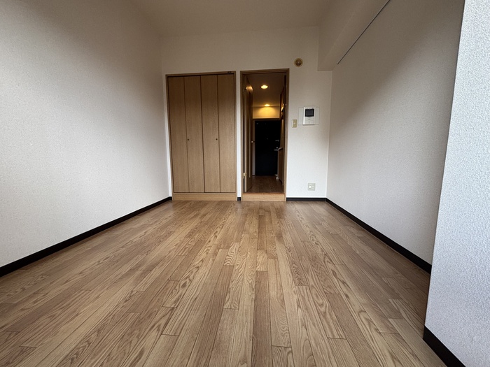 クオ-レ青葉台の居間写真