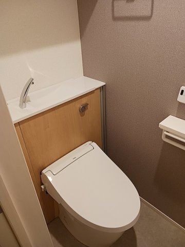 トイレ　清潔感のあるトイレです