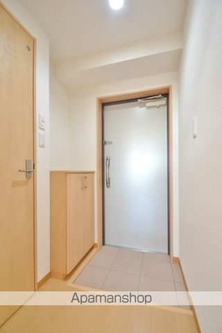 岡山電軌清輝橋線 清輝橋駅 徒歩3分 7階建 築12年の玄関写真