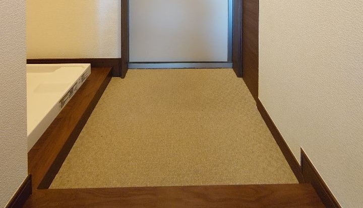 玄関　（別タイプ参考写真）グランド西巣鴨　豊島区西巣鴨１