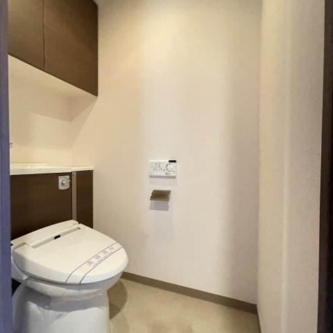 トイレ　同仕様タイプです