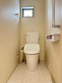 Sumai-to川口市榛松01のトイレ写真